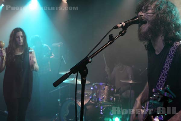 BLACK MOUNTAIN - 2010-10-04 - PARIS - La Maroquinerie - 